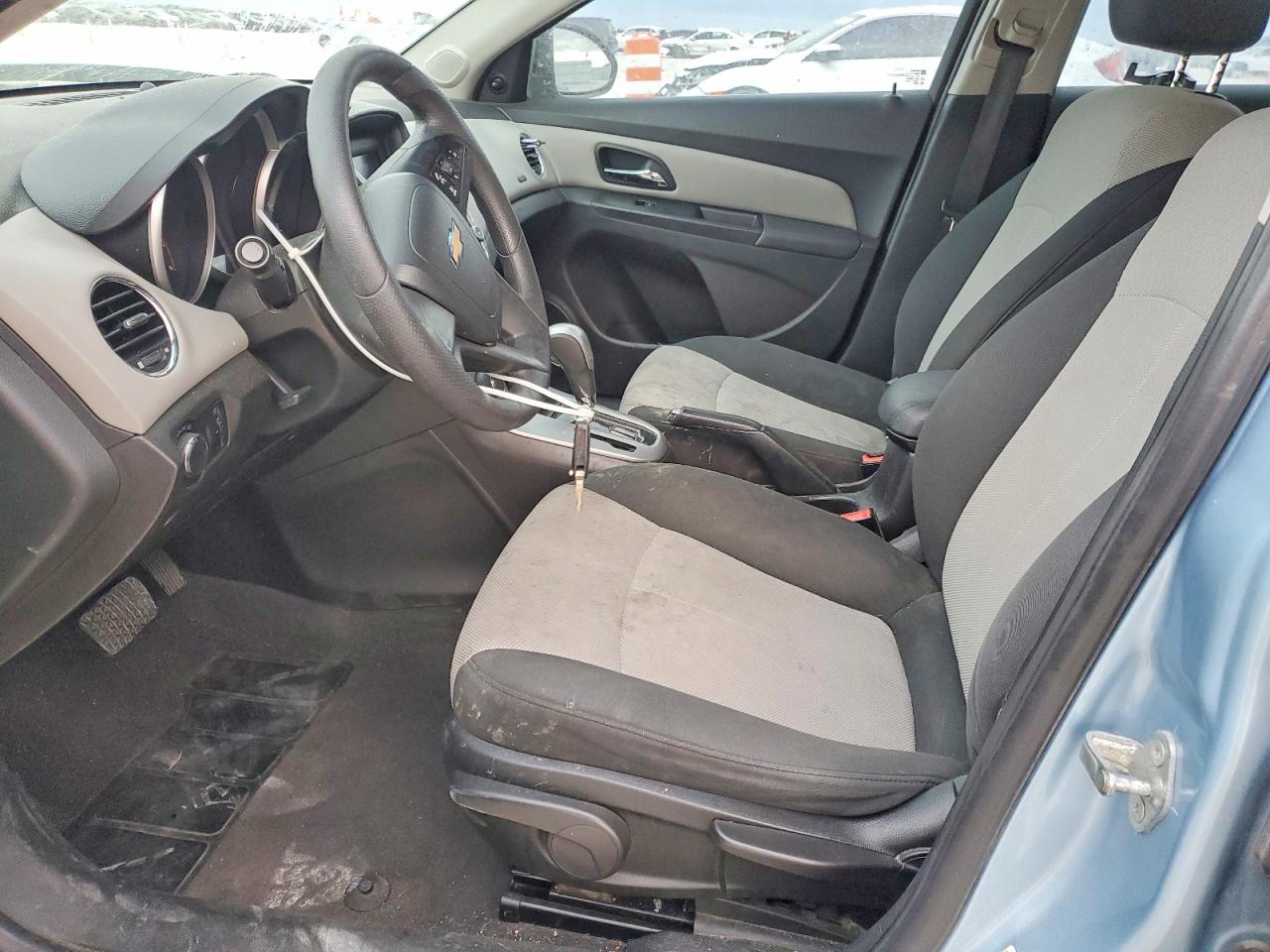 2011 CHEVROLET CRUZE LS photo 7