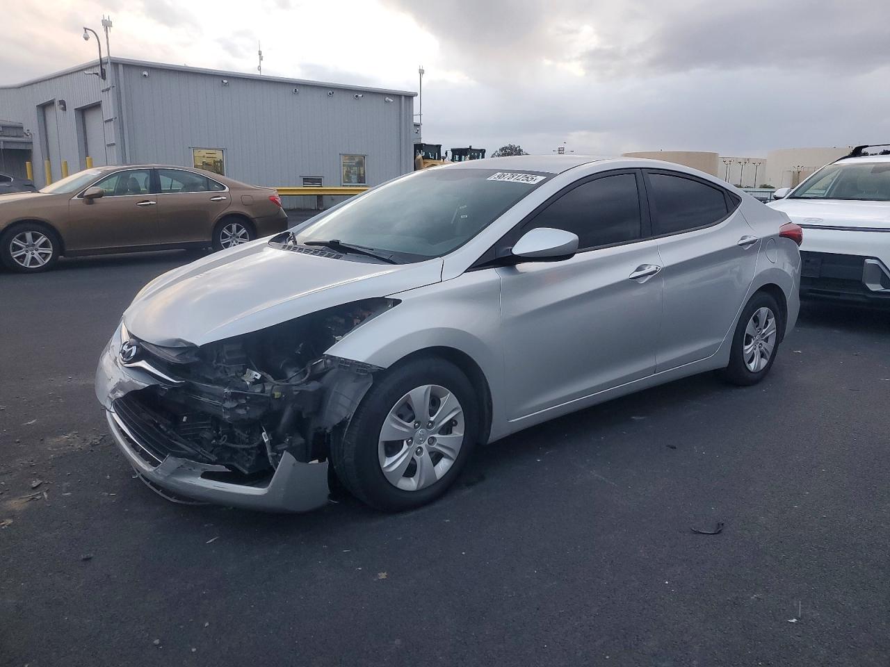 2016 HYUNDAI ELANTRA