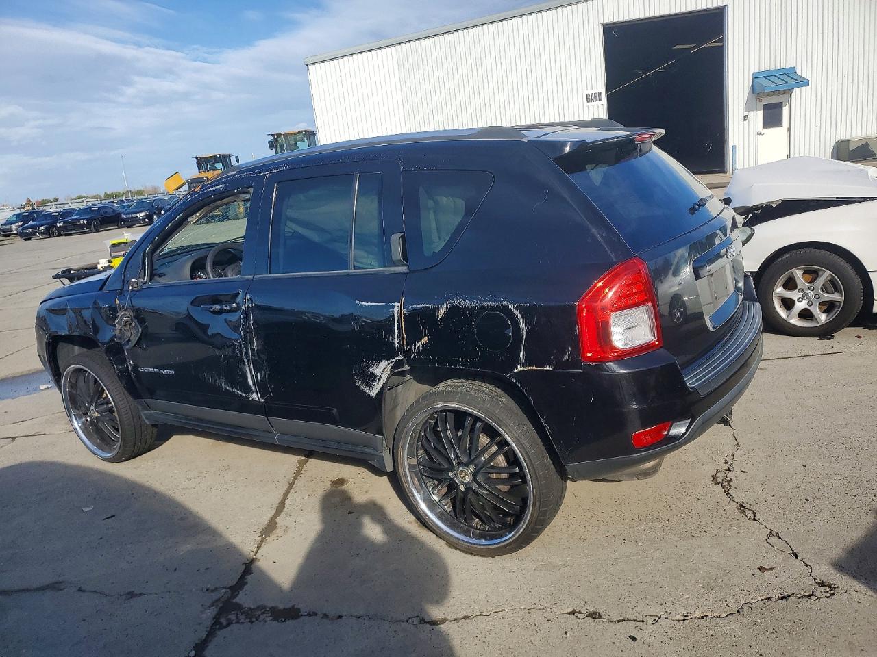 2012 JEEP COMPASS SPORT photo 2