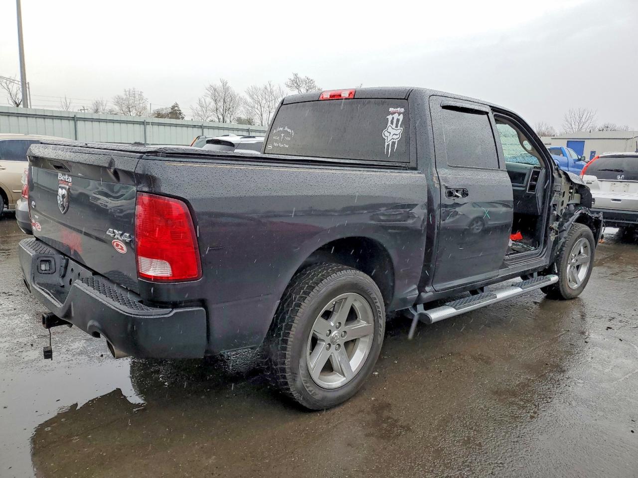2018 RAM 1500 ST photo 3