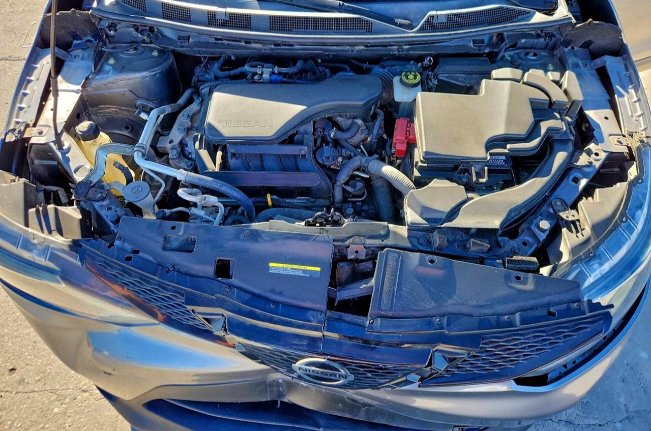 2019 NISSAN ROGUE SPORT S photo 11