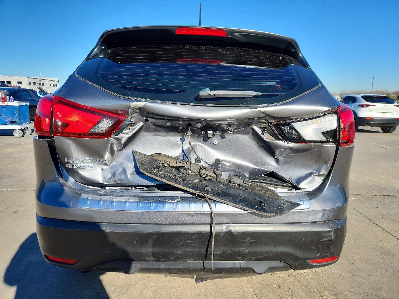 2019 NISSAN ROGUE SPORT S photo 6