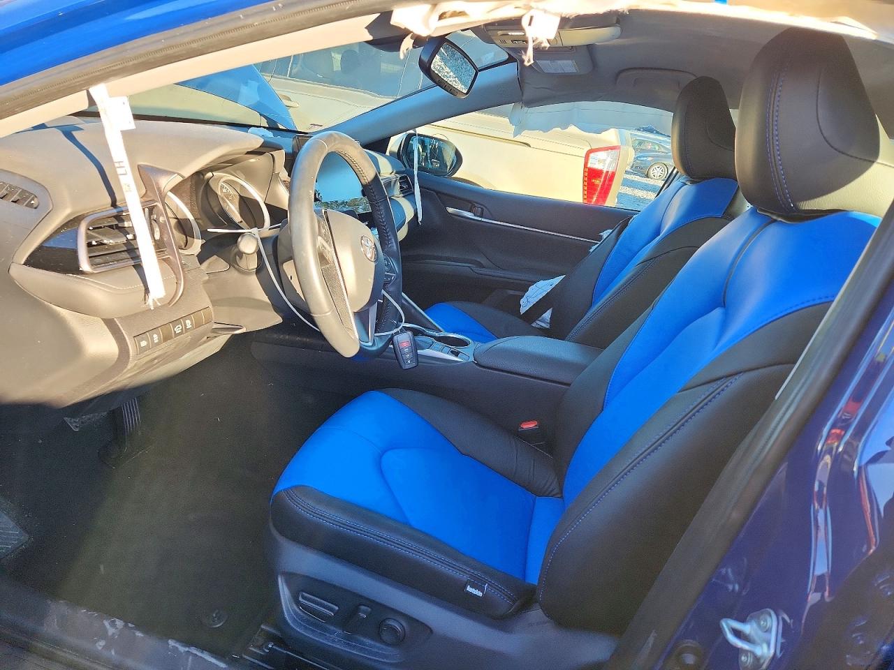 2024 TOYOTA CAMRY XLE photo 7