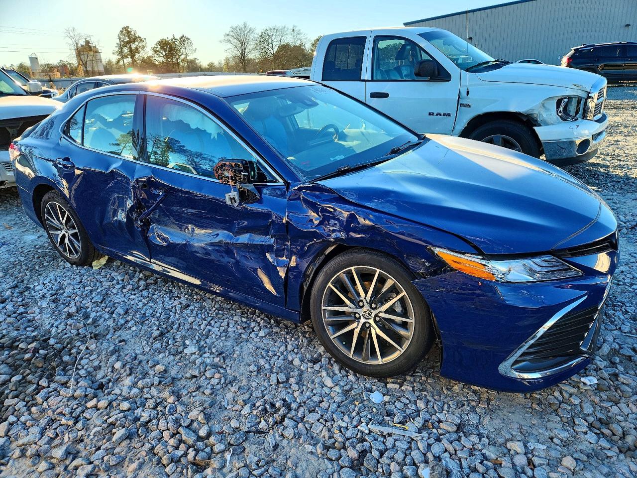 2024 TOYOTA CAMRY XLE photo 4
