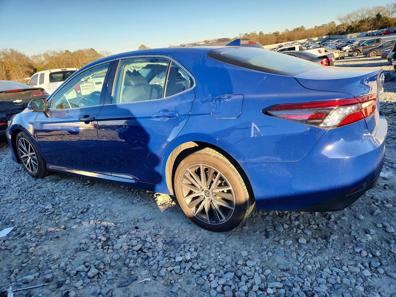 2024 TOYOTA CAMRY XLE photo 2