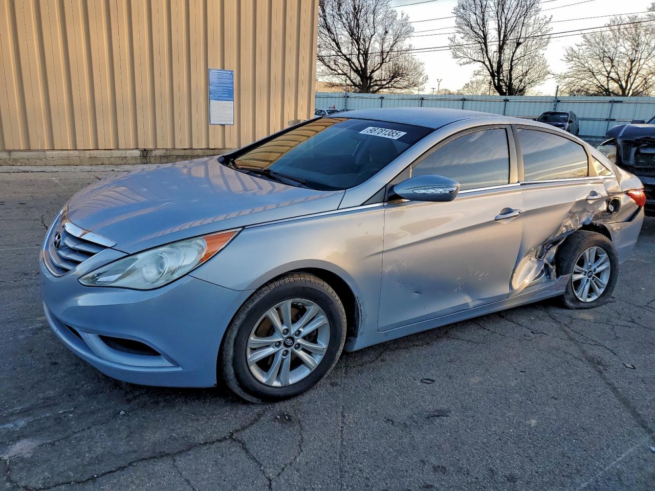 2011 HYUNDAI SONATA
