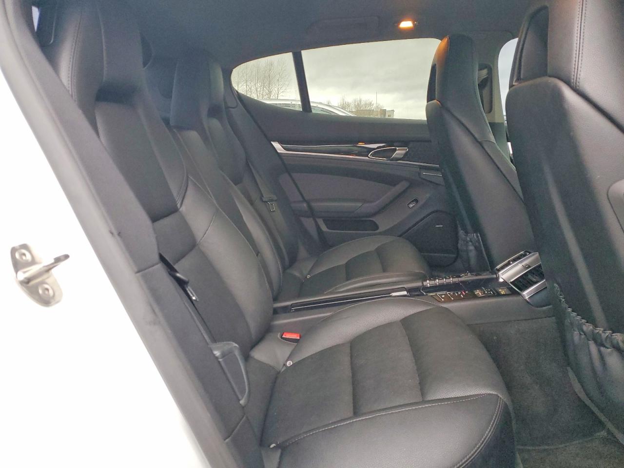 2014 PORSCHE PANAMERA 2 photo 10