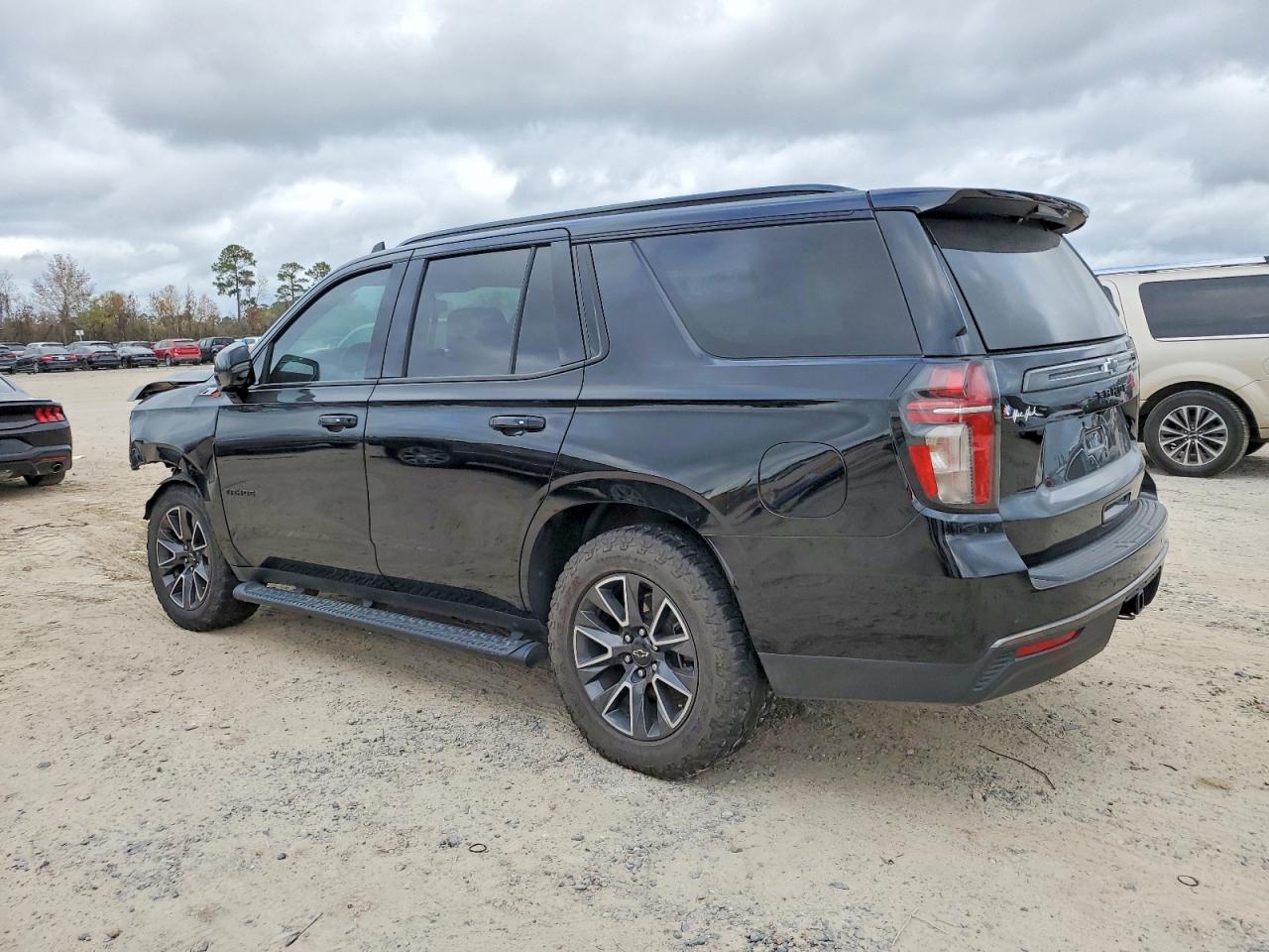 2022 CHEVROLET TAHOE K1500 Z71 photo 2
