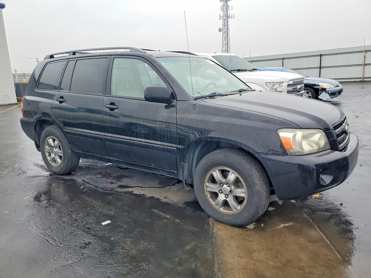 2005 TOYOTA HIGHLANDER LIMITED photo 4