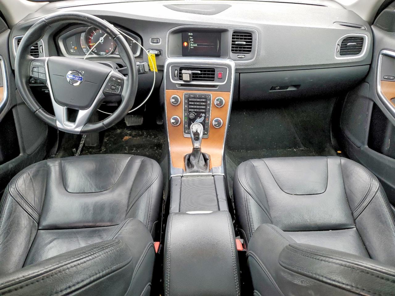 2016 VOLVO S60 PREMIER photo 8