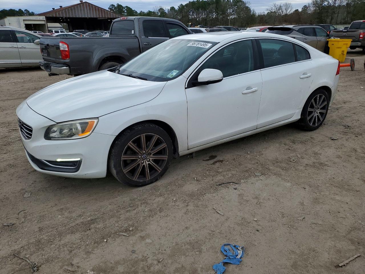 2016 VOLVO S60