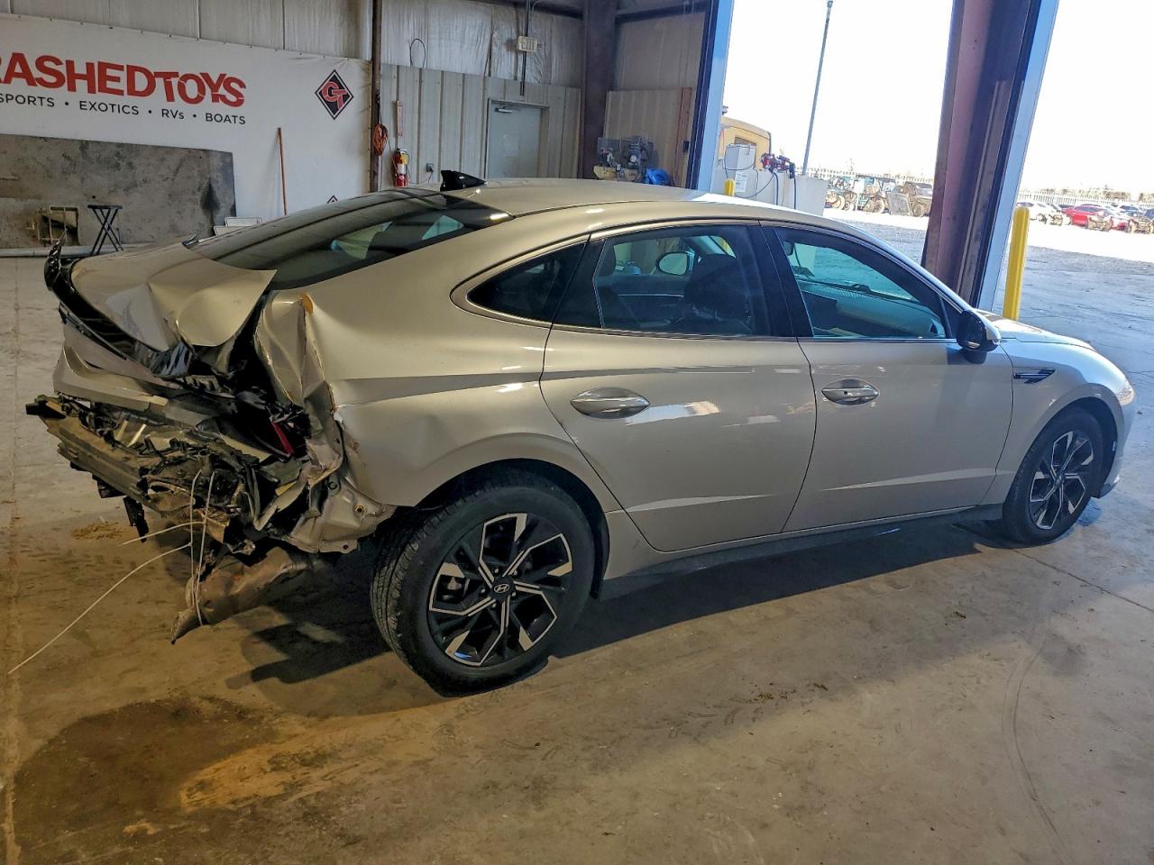 2025 HYUNDAI SONATA SEL photo 3