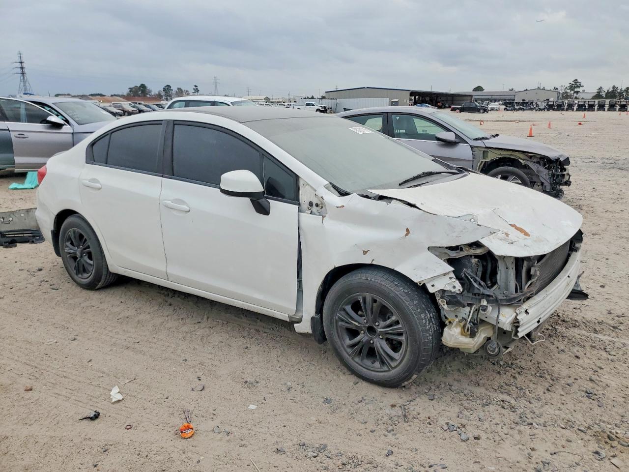 2012 HONDA CIVIC LX photo 4