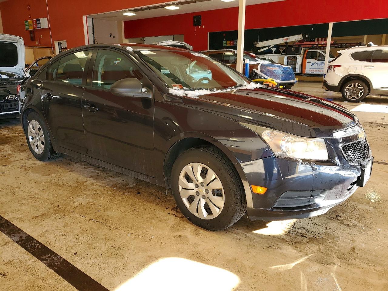 2014 CHEVROLET CRUZE LS photo 4