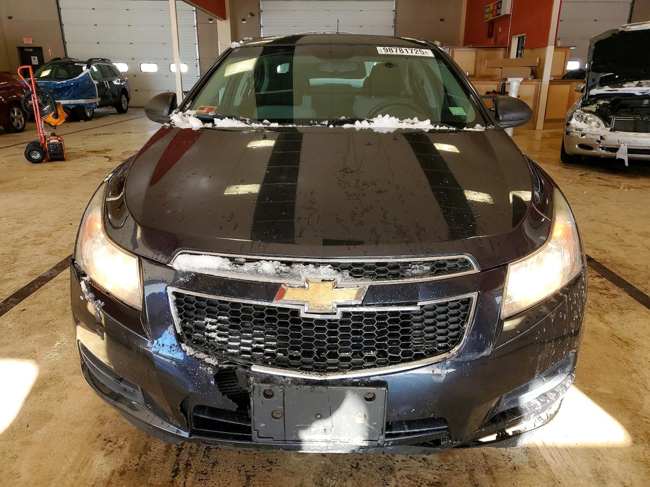 2014 CHEVROLET CRUZE LS photo 5