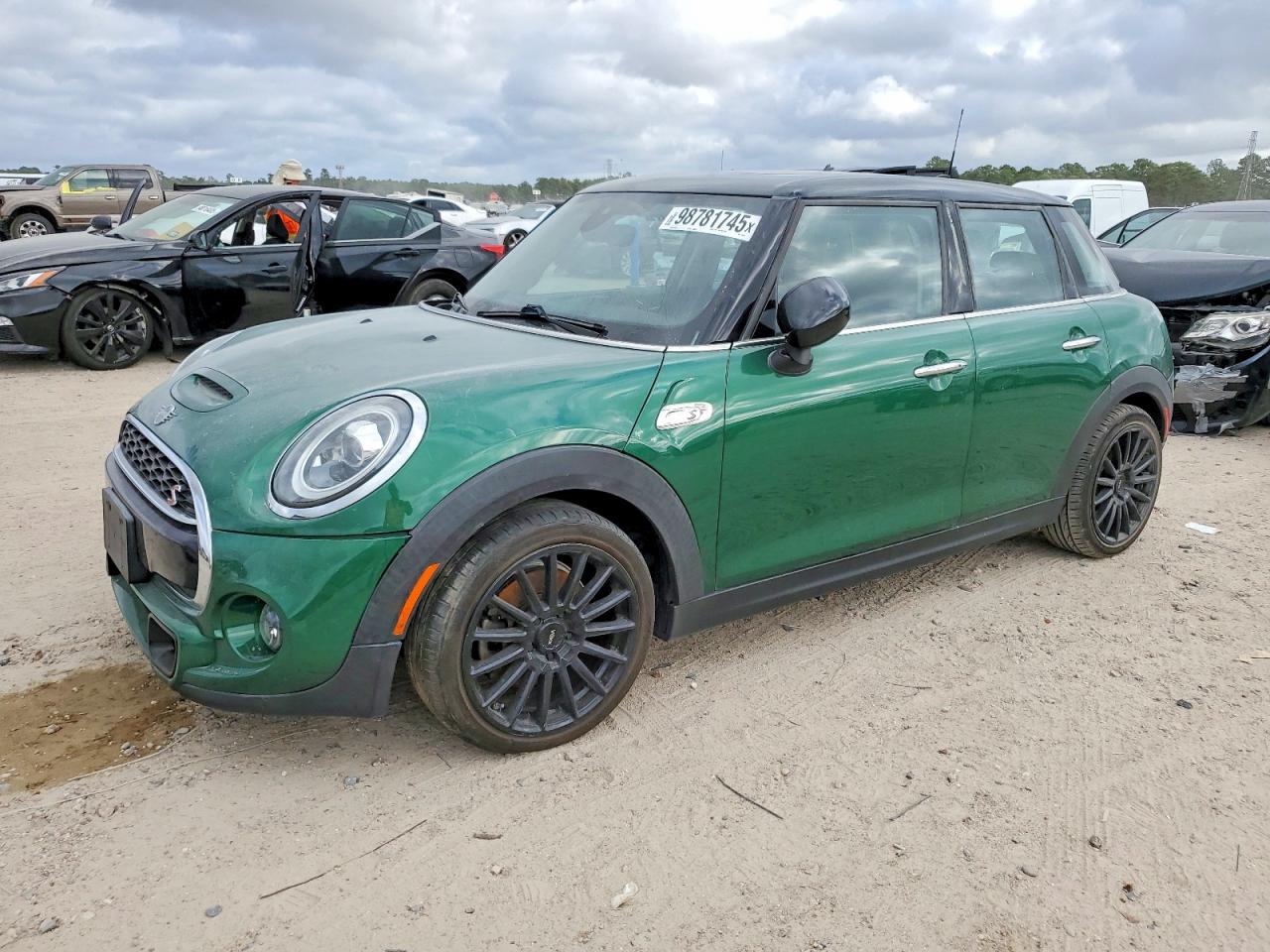 2020 MINI COOPER