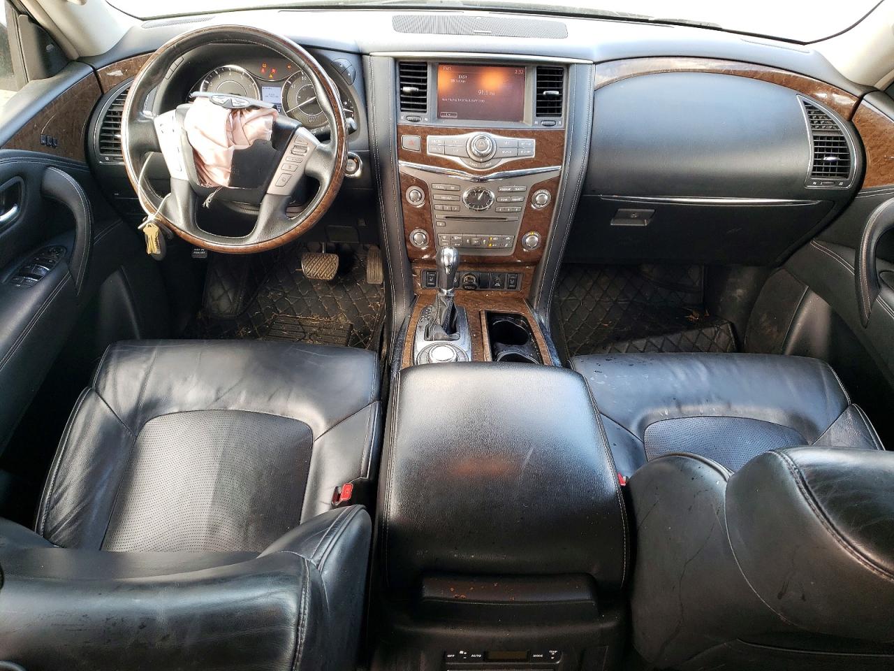 2017 INFINITI QX80 BASE photo 8