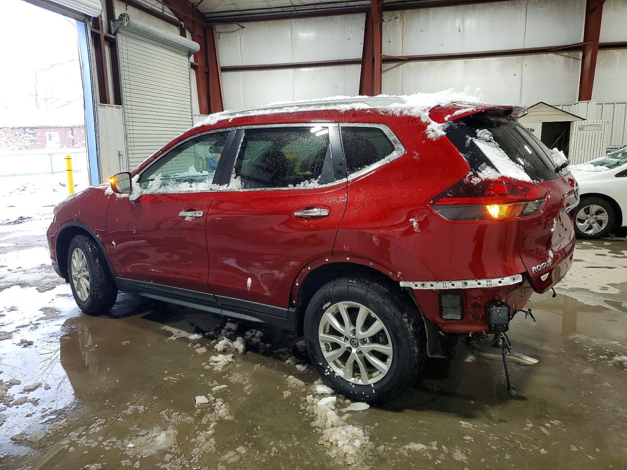 2020 NISSAN ROGUE S photo 2