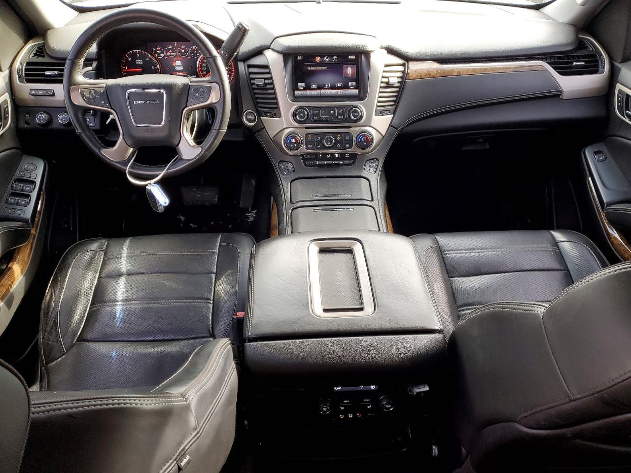 2015 GMC YUKON XL DENALI photo 8