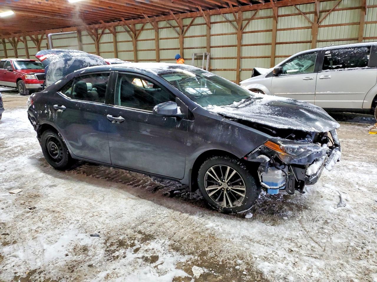 2019 TOYOTA COROLLA L photo 4