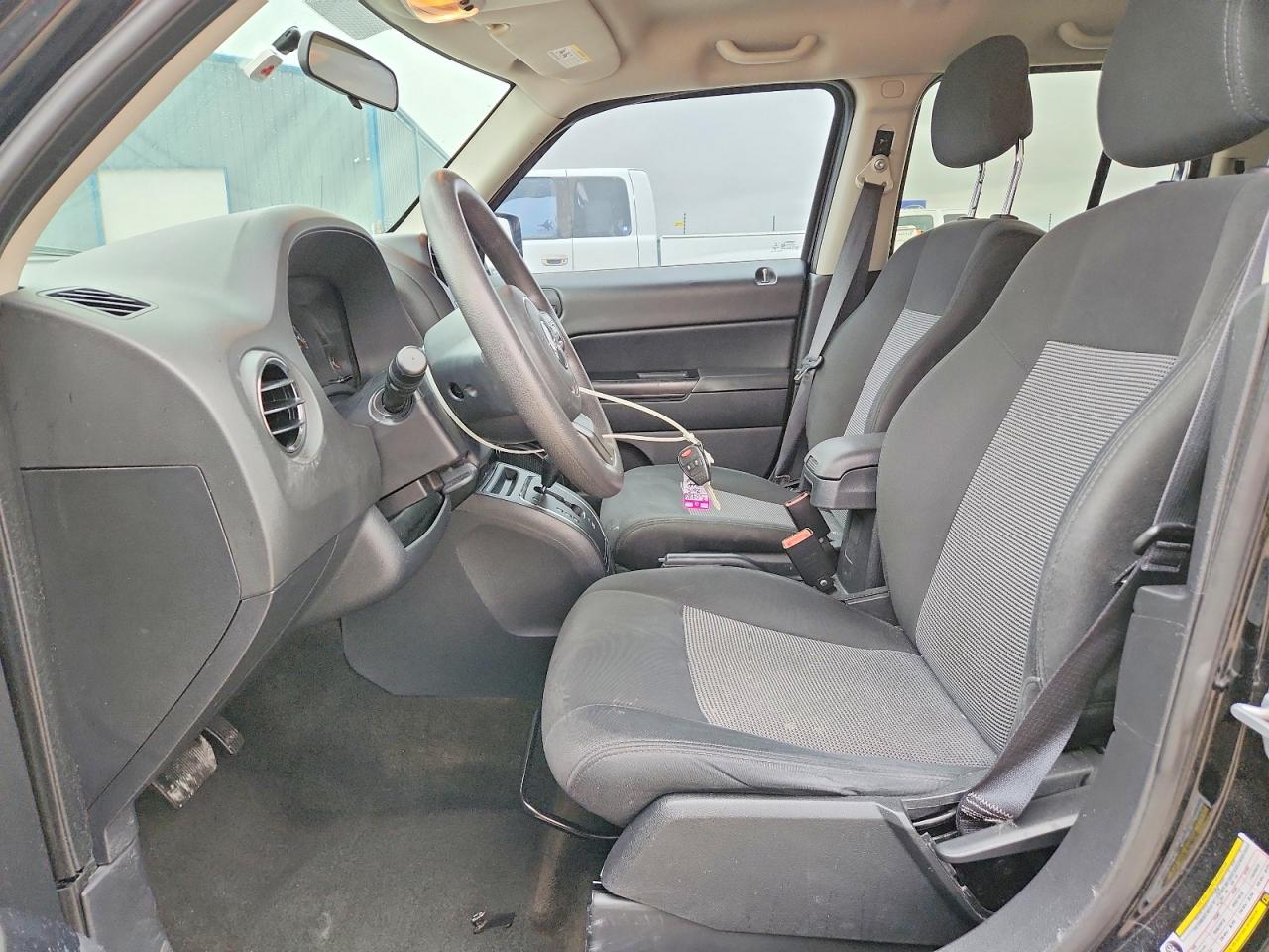 2015 JEEP PATRIOT SPORT photo 7