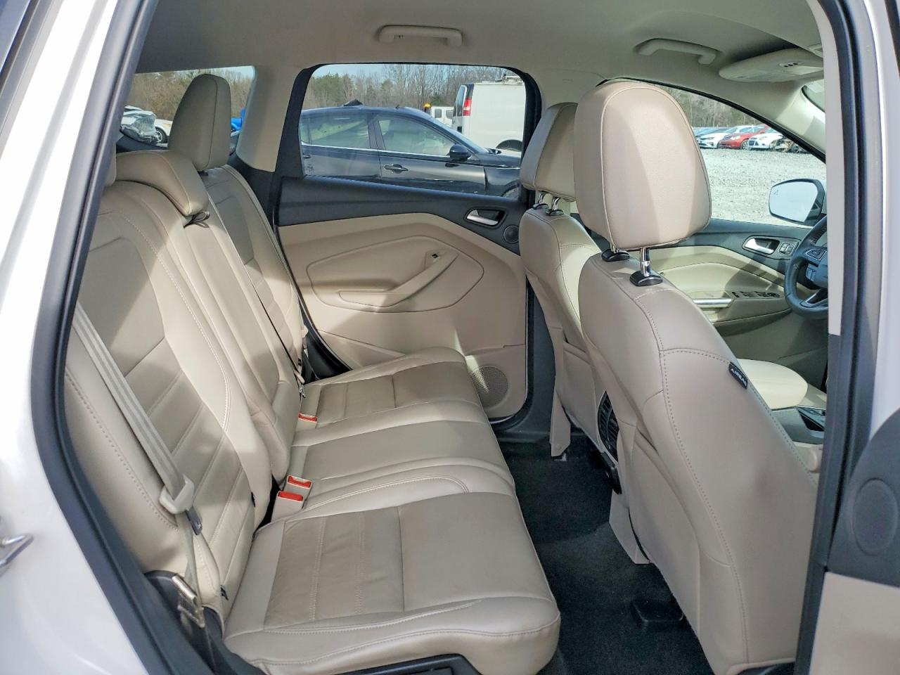 2017 FORD ESCAPE TITANIUM photo 11