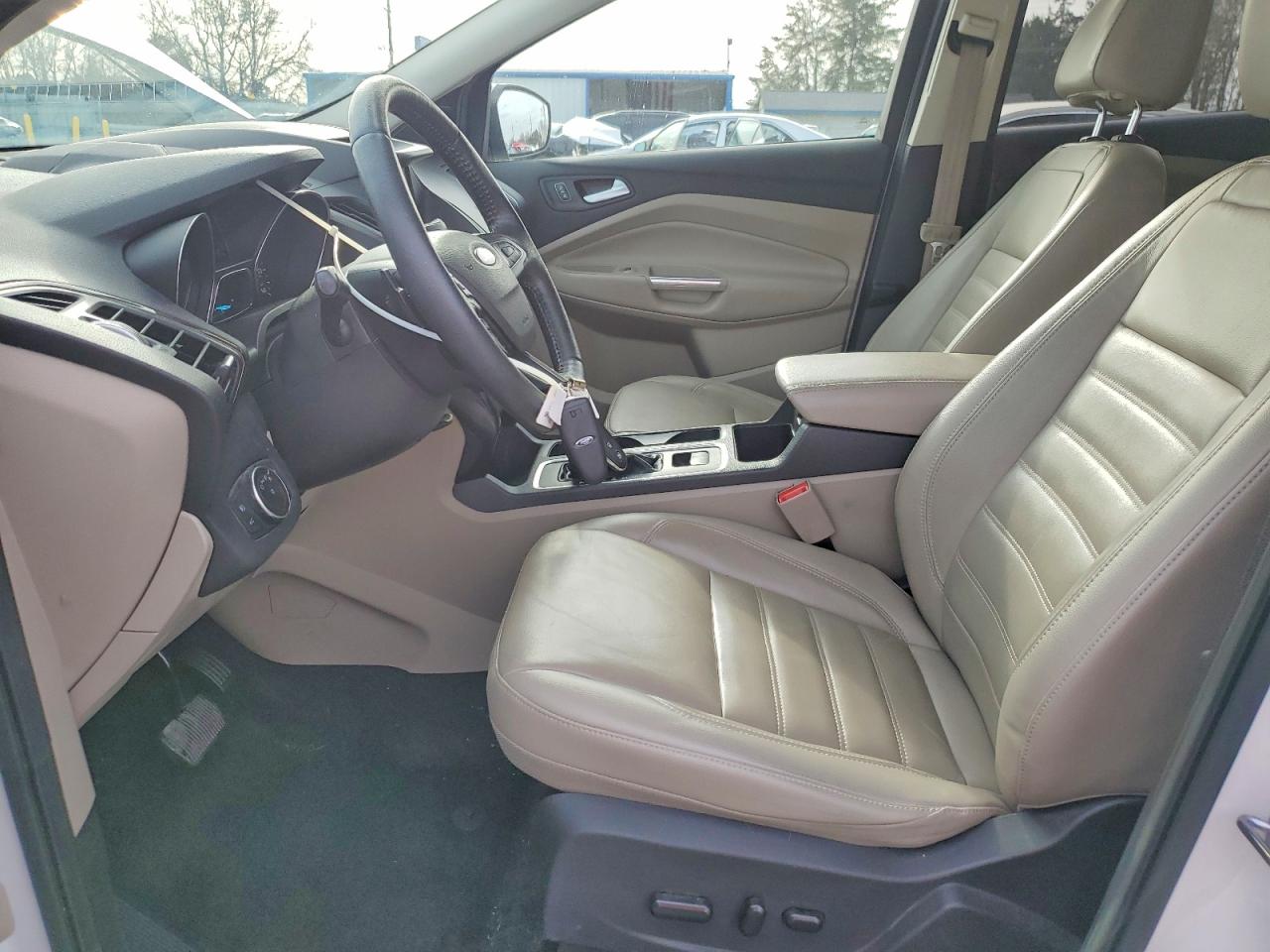 2017 FORD ESCAPE TITANIUM photo 7