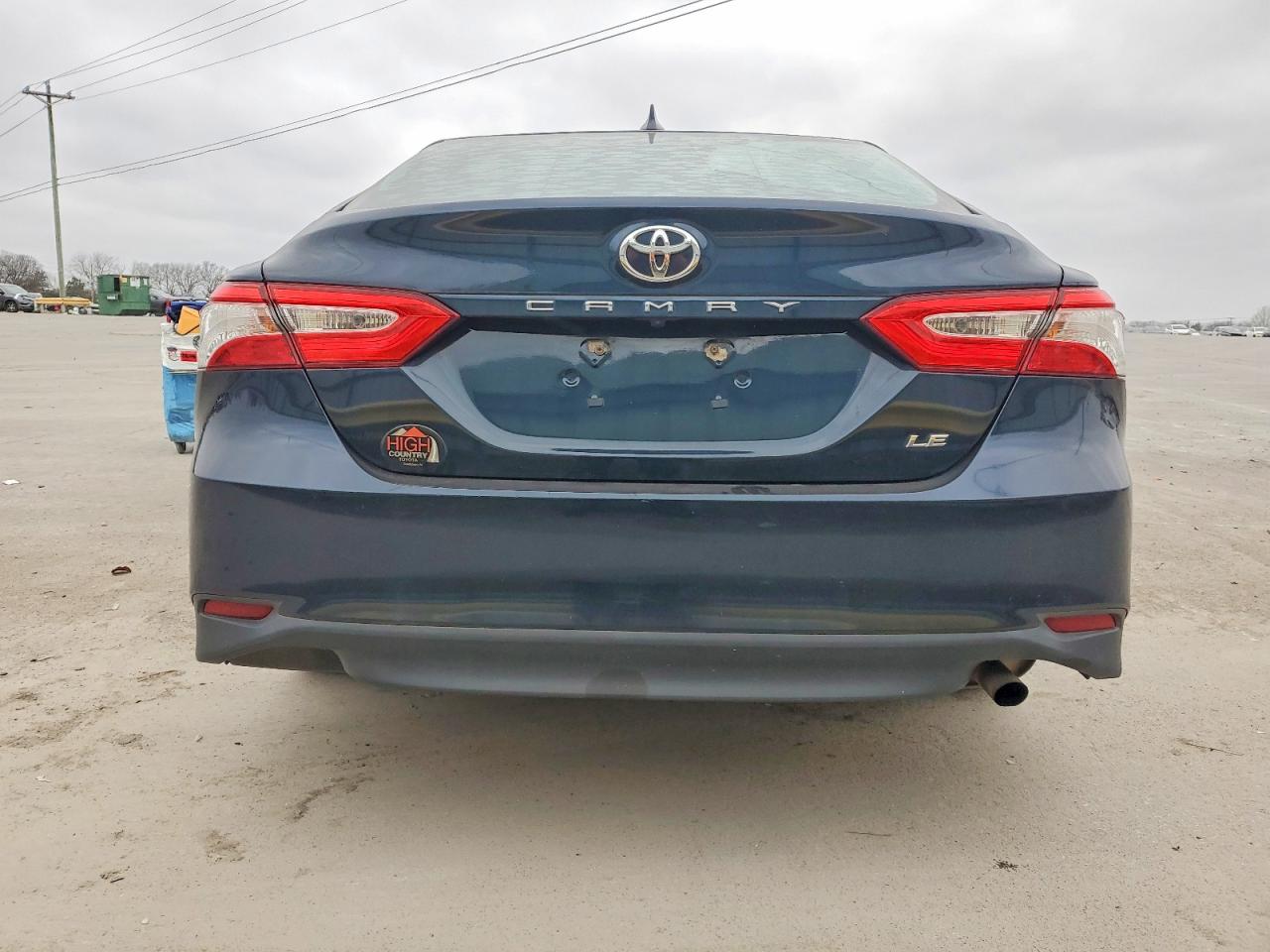 2019 TOYOTA CAMRY L photo 6