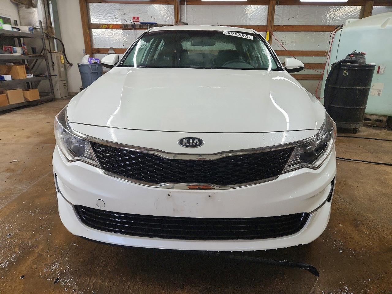 2016 KIA OPTIMA LX photo 5
