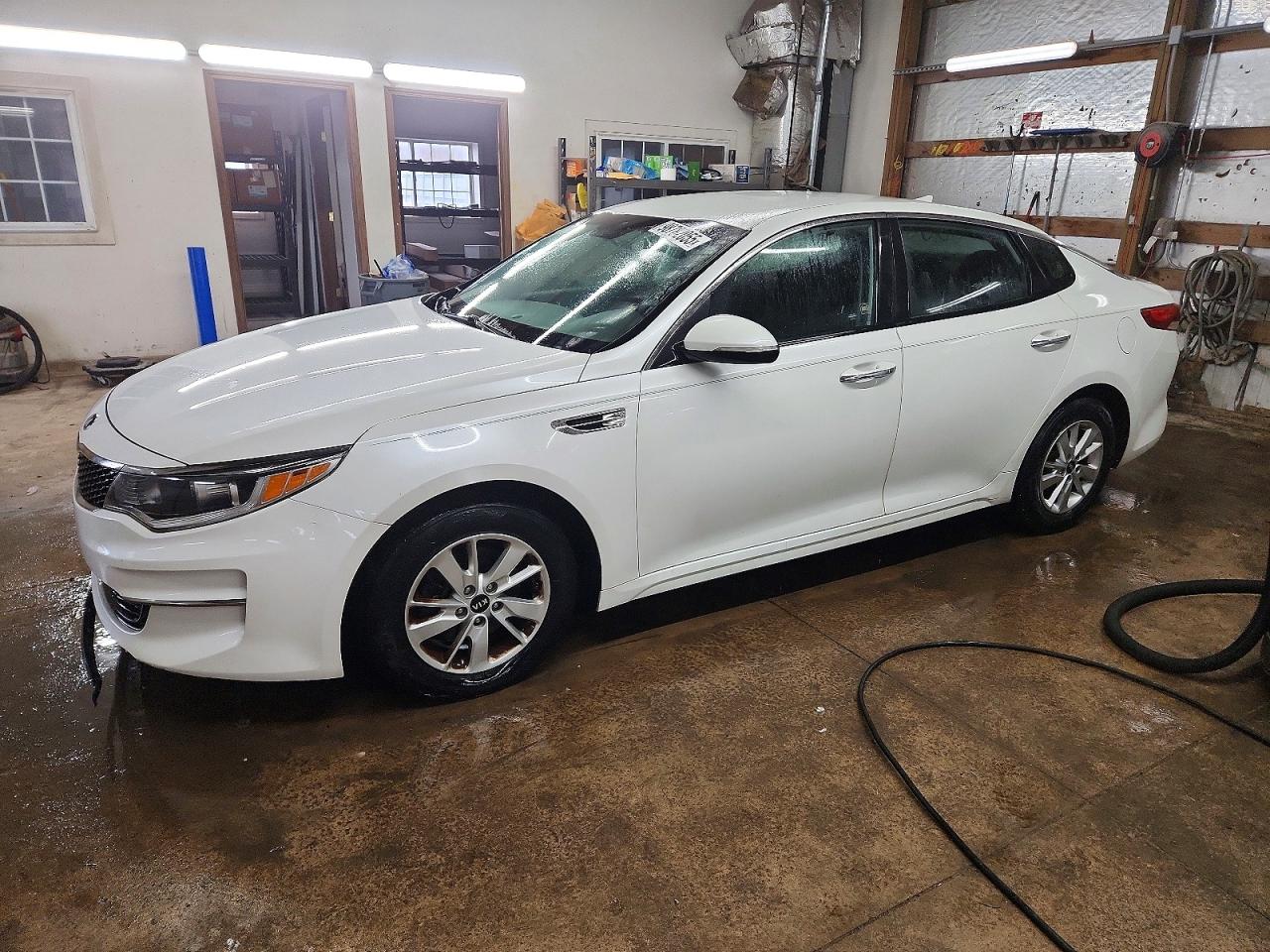 2016 KIA OPTIMA