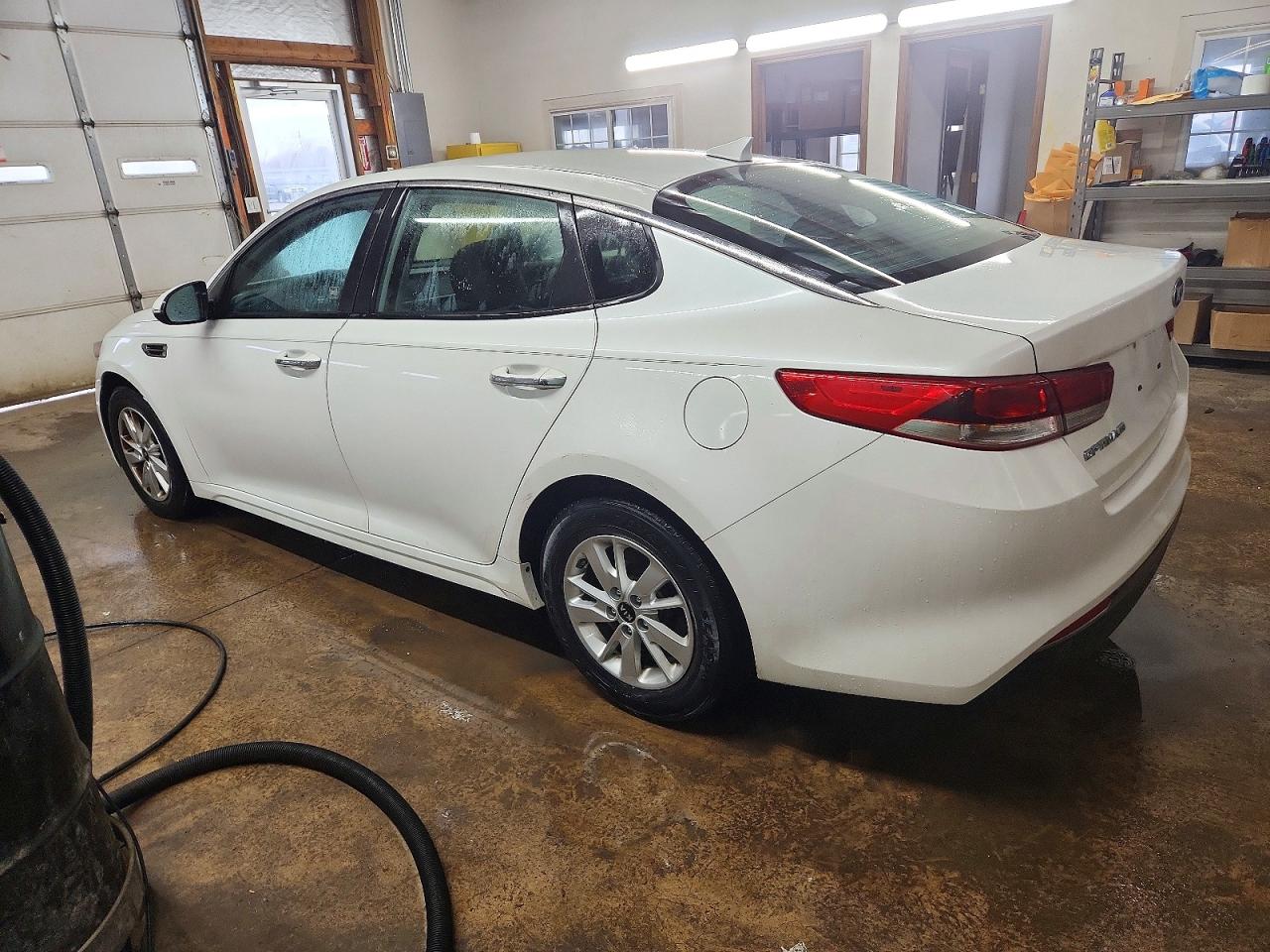 2016 KIA OPTIMA LX photo 2
