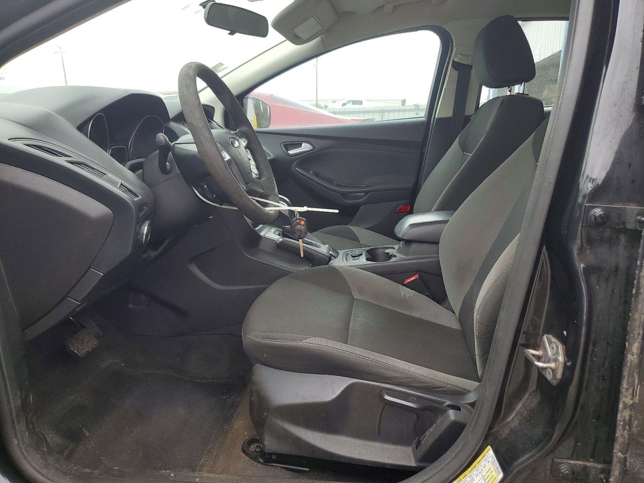 2014 FORD FOCUS SE photo 7