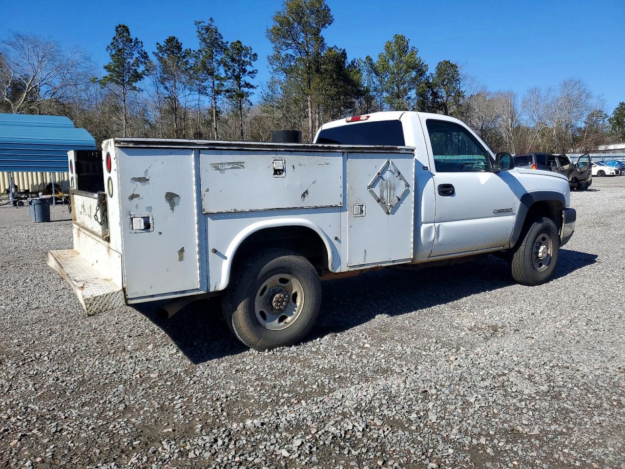 2003 CHEVROLET SILVERADO photo 3