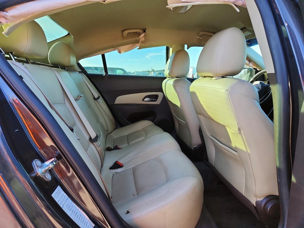 2015 CHEVROLET CRUZE LT photo 10