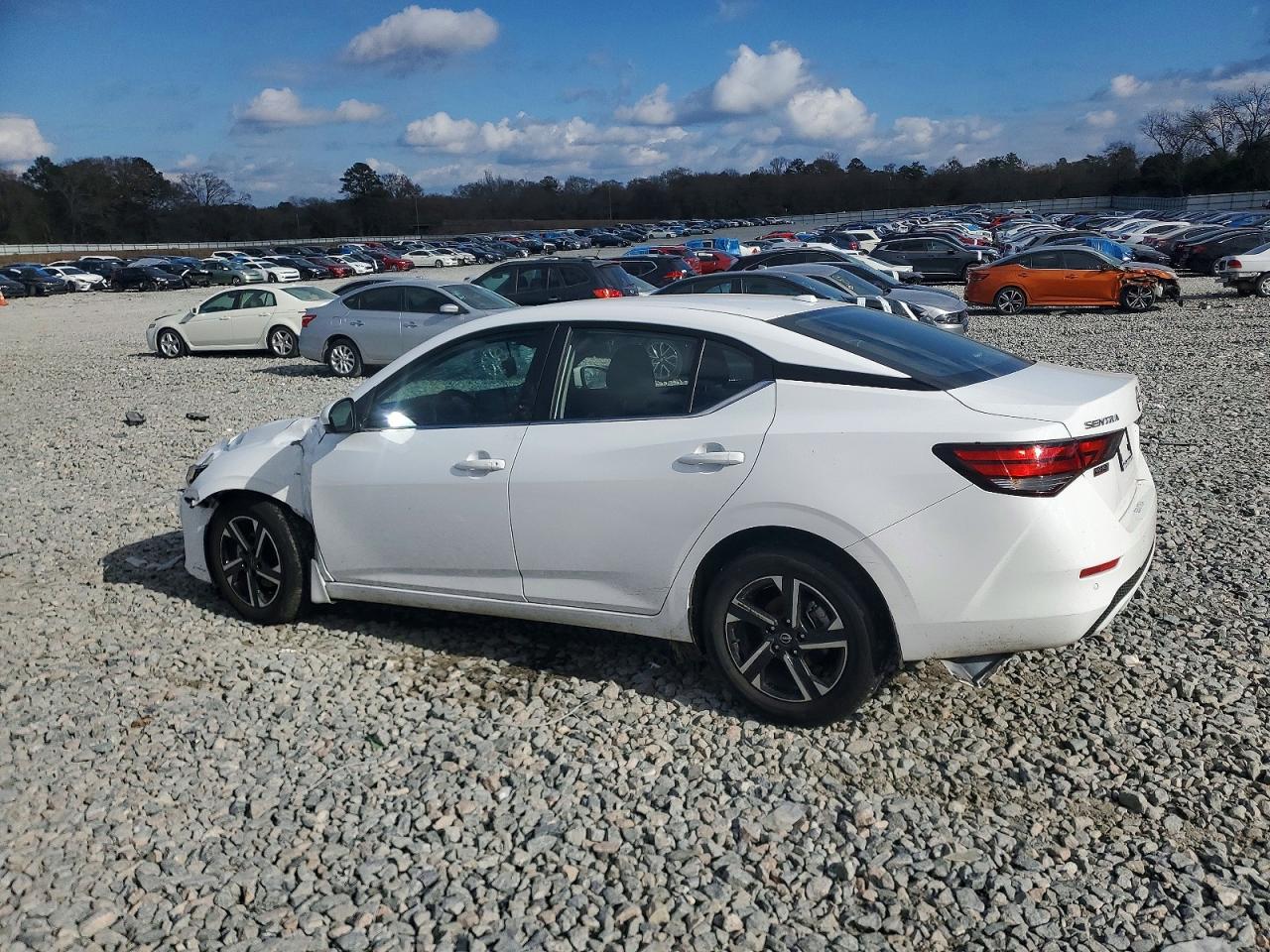 2025 NISSAN SENTRA SV photo 2
