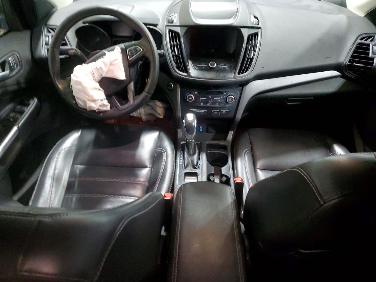 2019 FORD ESCAPE SEL photo 8