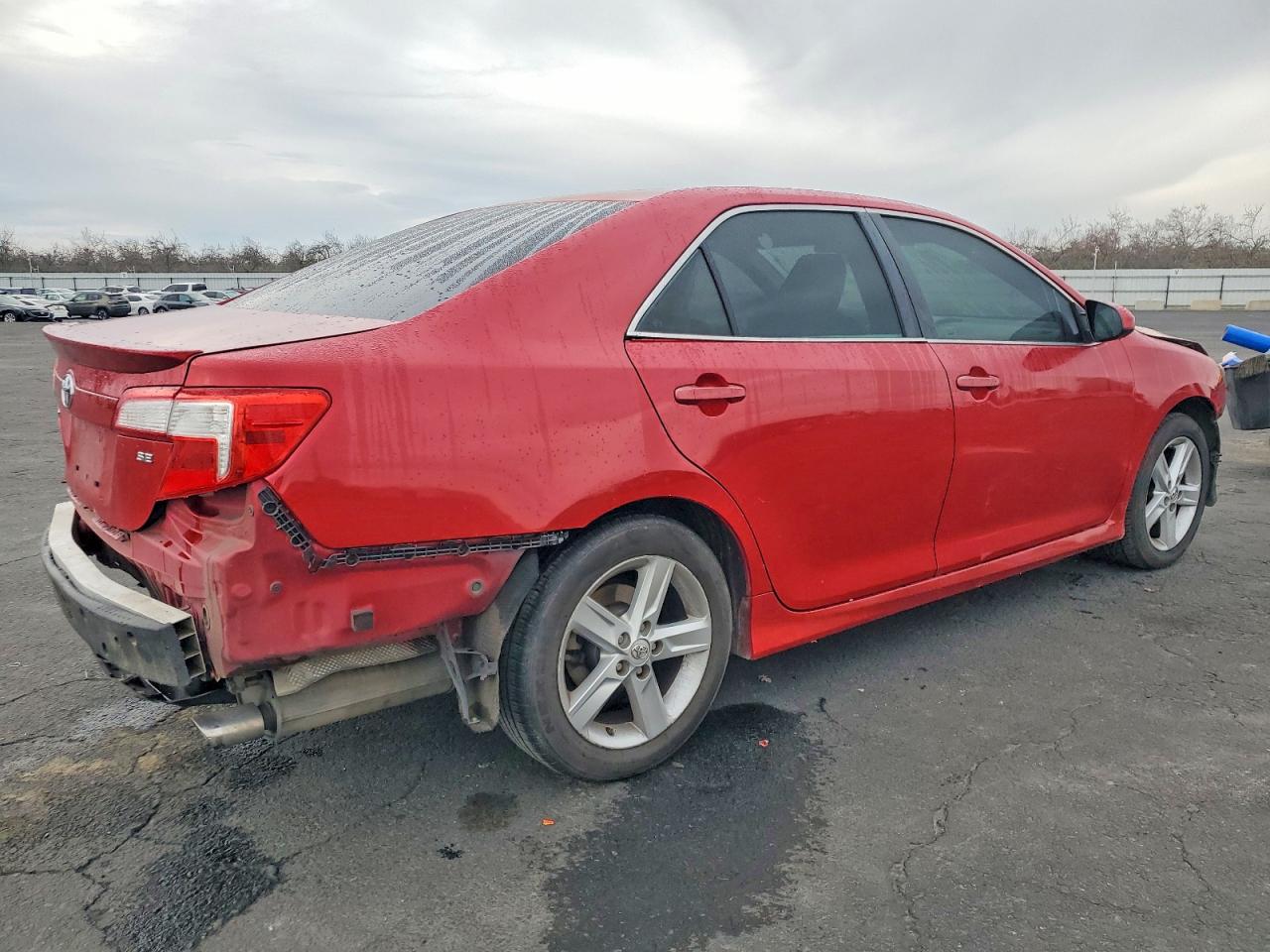 2013 TOYOTA CAMRY L photo 5