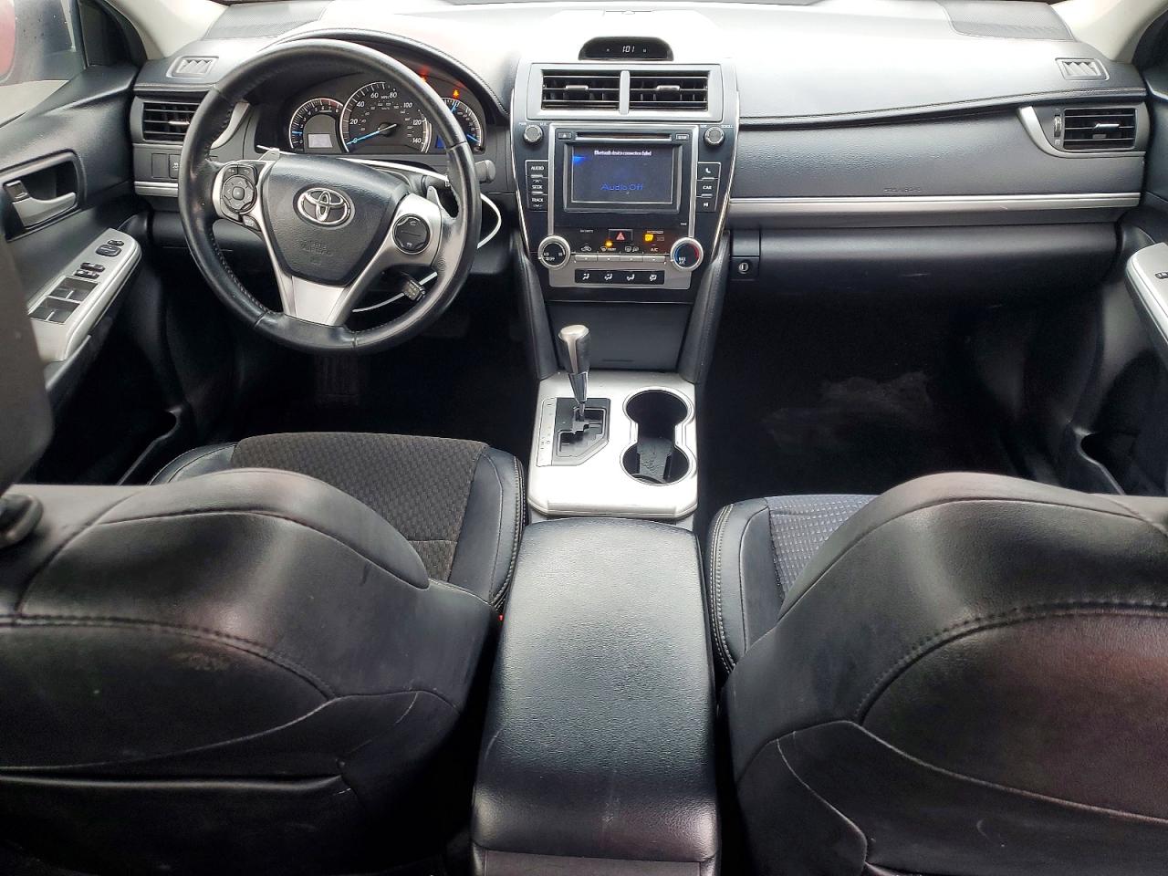 2013 TOYOTA CAMRY L photo 15