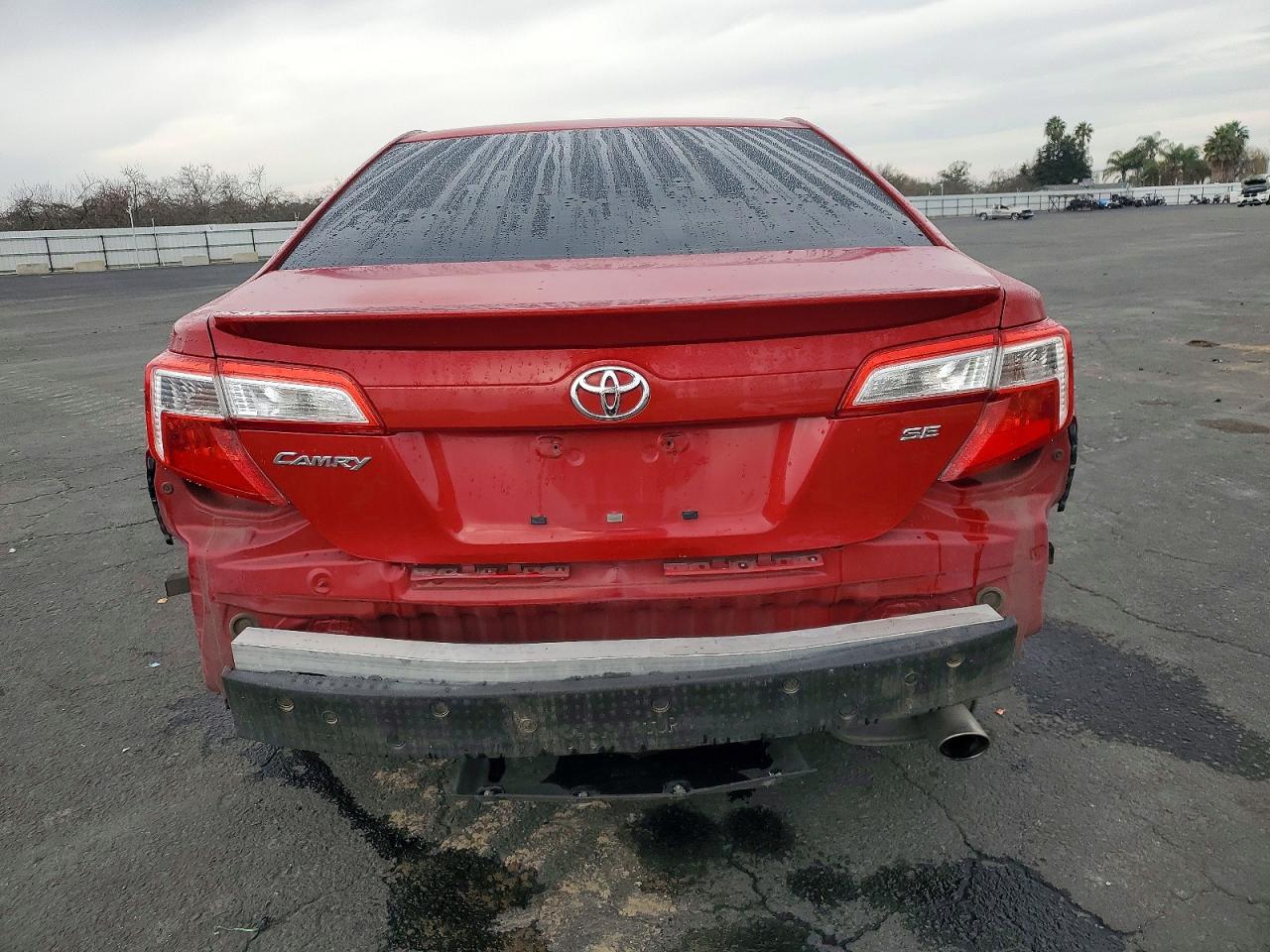 2013 TOYOTA CAMRY L photo 11