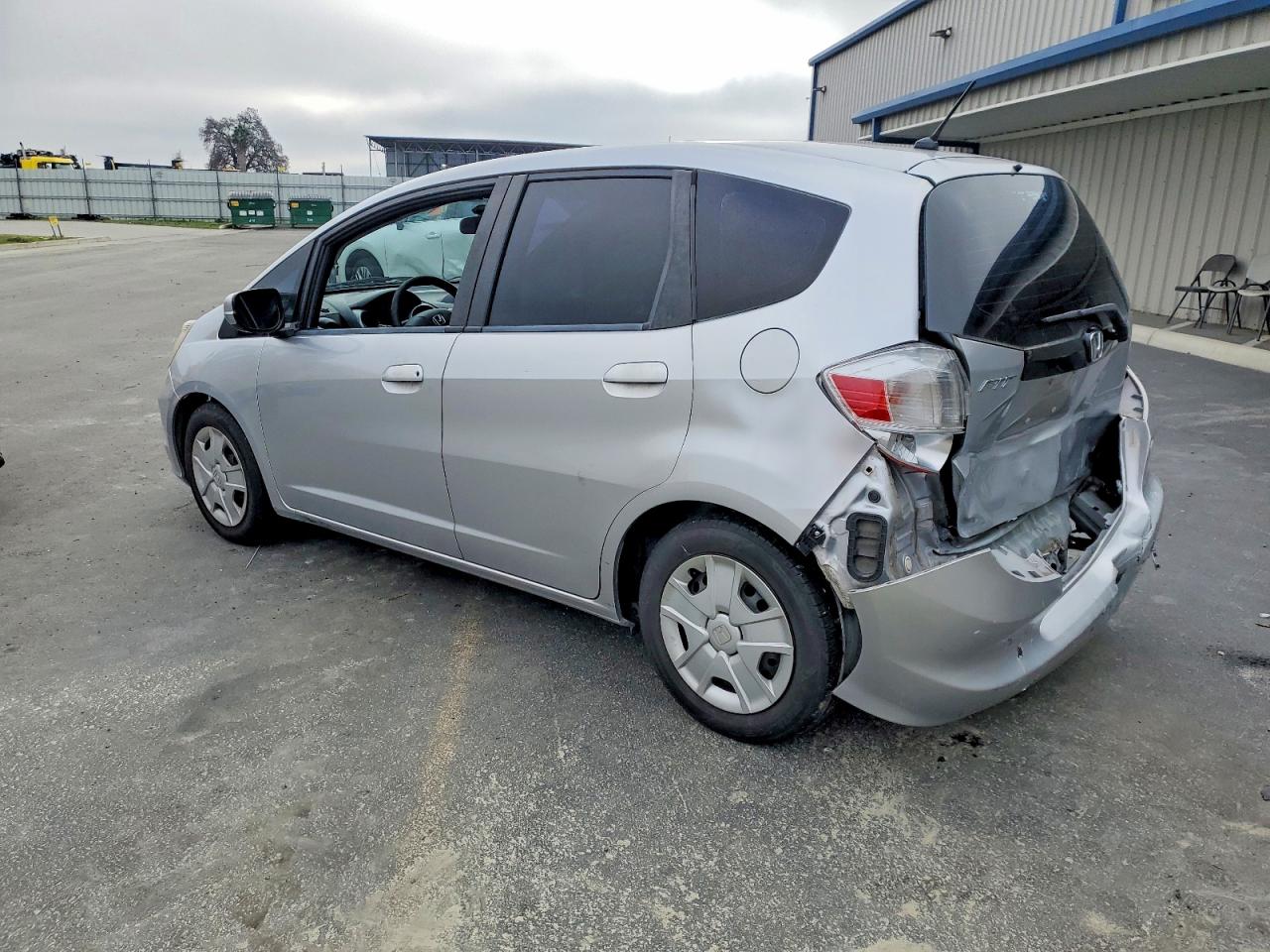 2013 HONDA FIT photo 2