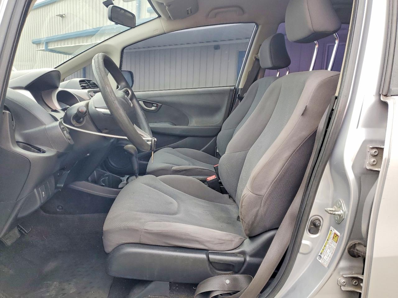 2013 HONDA FIT photo 7