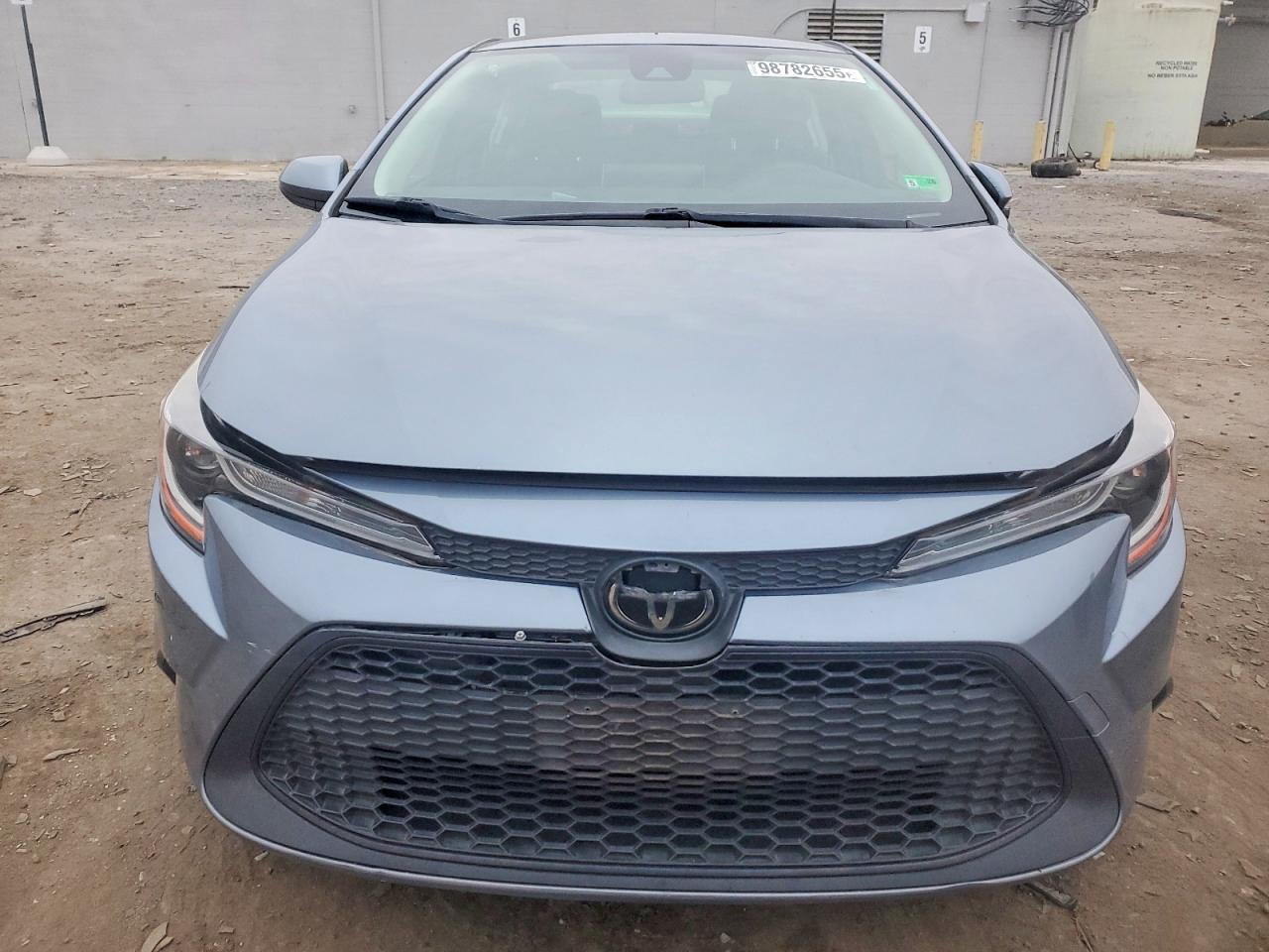 2020 TOYOTA COROLLA LE photo 9