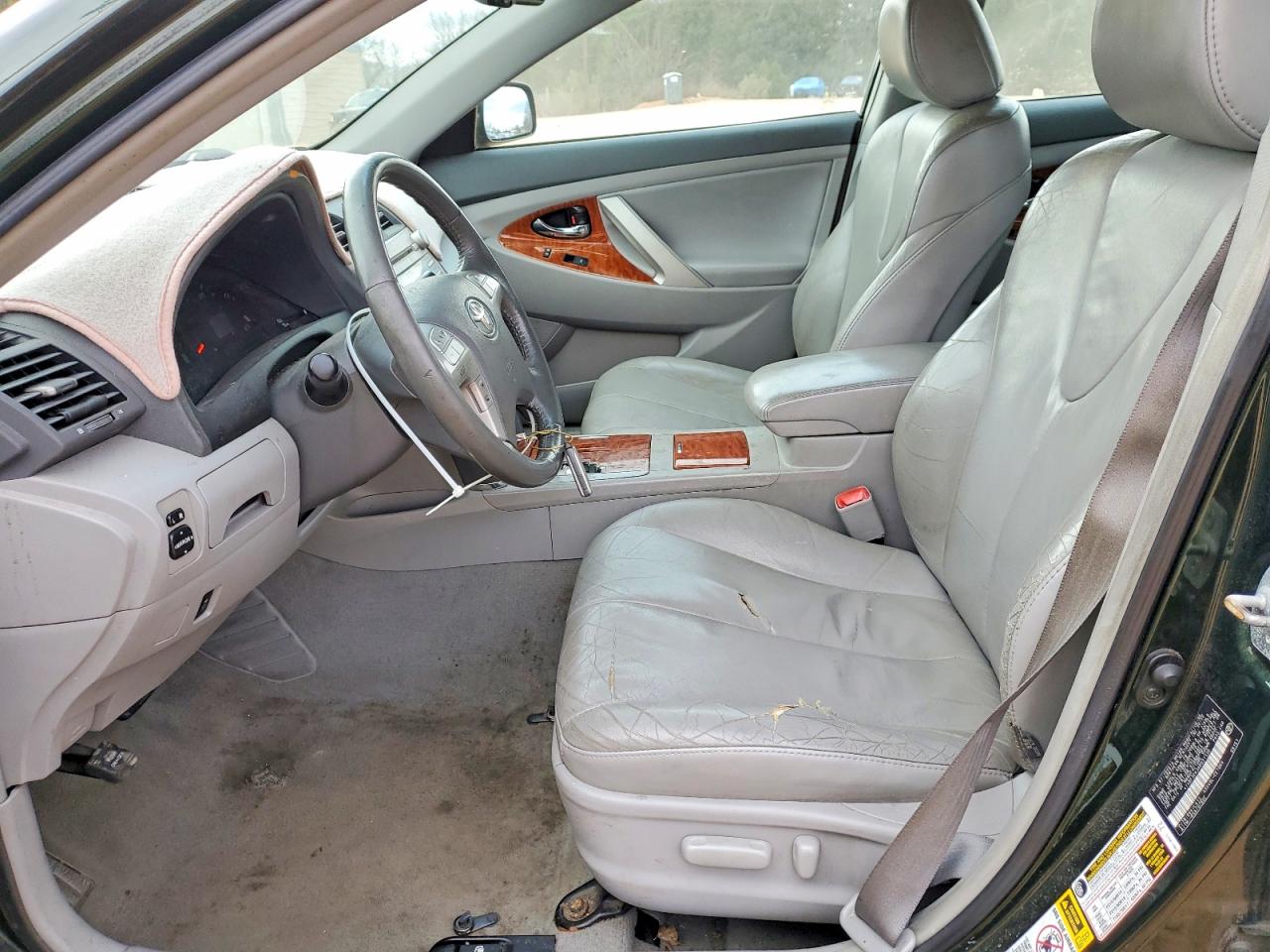 2010 TOYOTA CAMRY BASE photo 7