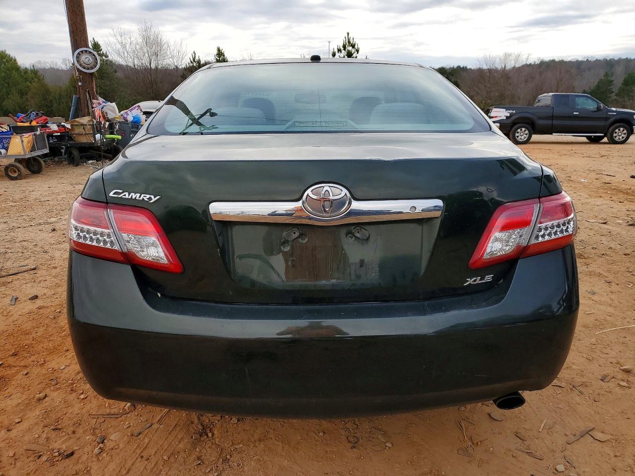 2010 TOYOTA CAMRY BASE photo 6