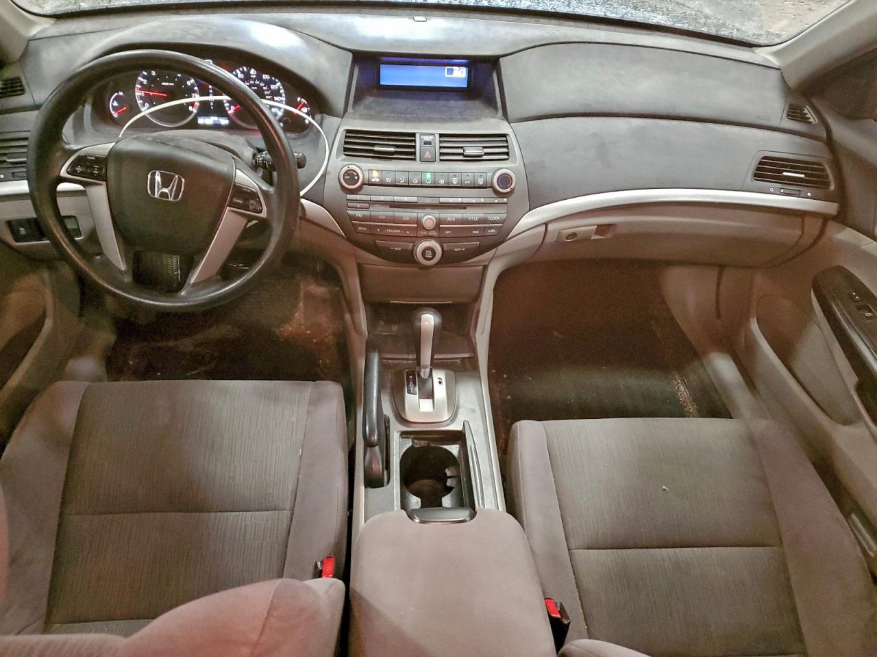 2011 HONDA ACCORD LXP photo 8