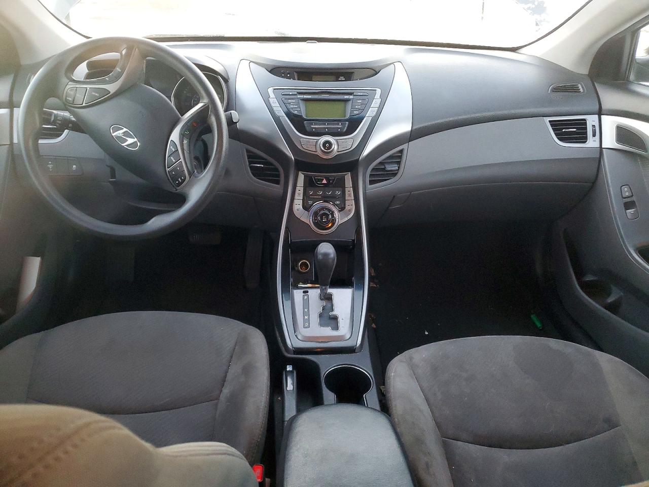 2013 HYUNDAI ELANTRA GLS photo 8