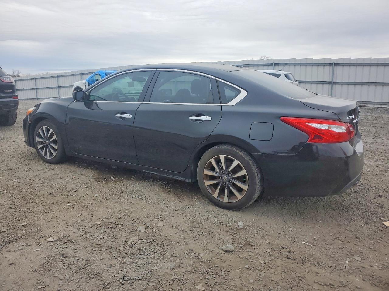 2017 NISSAN ALTIMA 2.5 photo 2