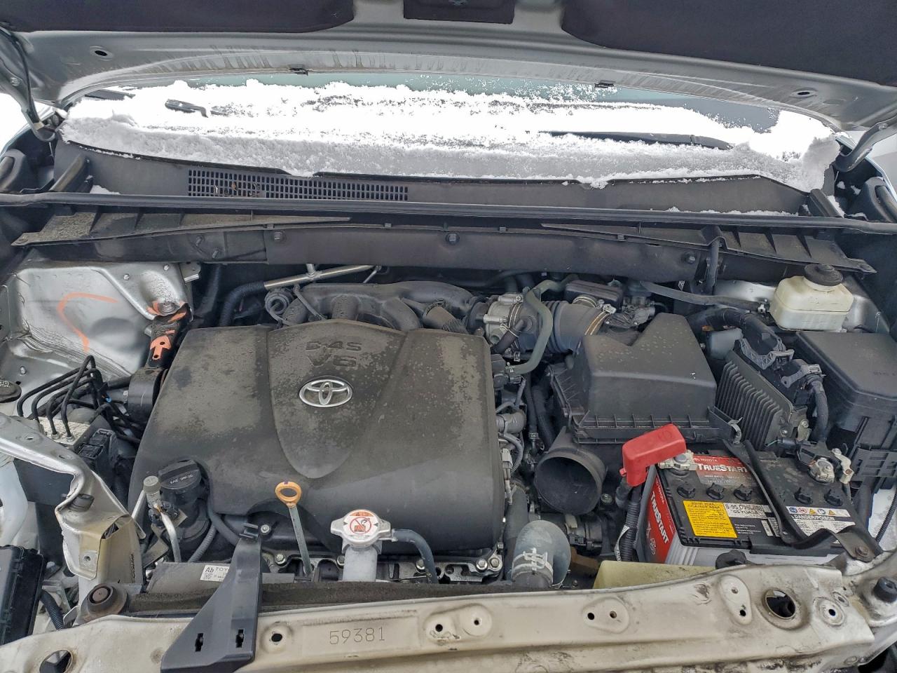 2019 TOYOTA HIGHLANDER LE photo 12