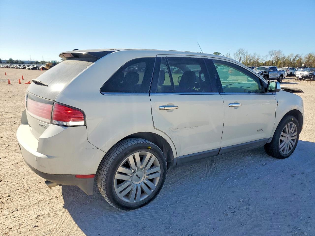 2009 LINCOLN MKX photo 3