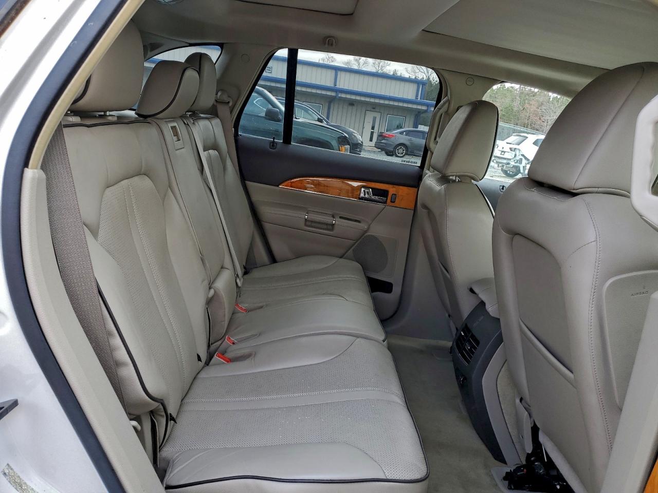 2011 LINCOLN MKX photo 11